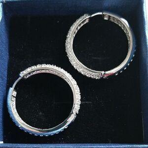 Elegant Silver Crystal Hoop Earrings! PurchasedIn Upscale BOUTIQUE IN DALLAS!!!